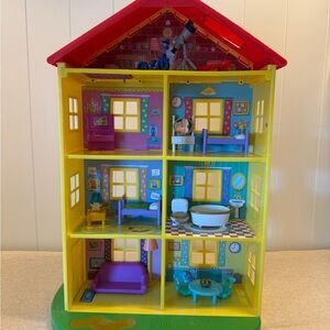 Peppa Pig Fancy Family Home with lights and sounds